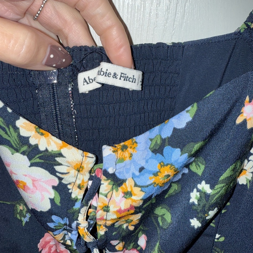 Abercrombie & Fitch Floral Black Midi Dress - Picture 2 of 2
